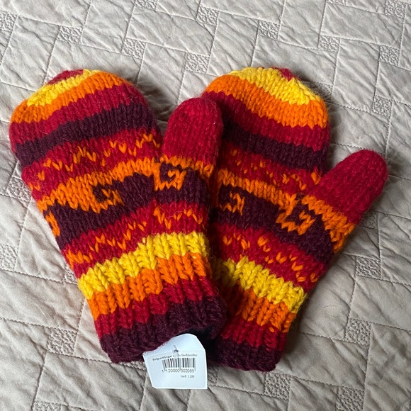 Other - Colorful Knit Mittens